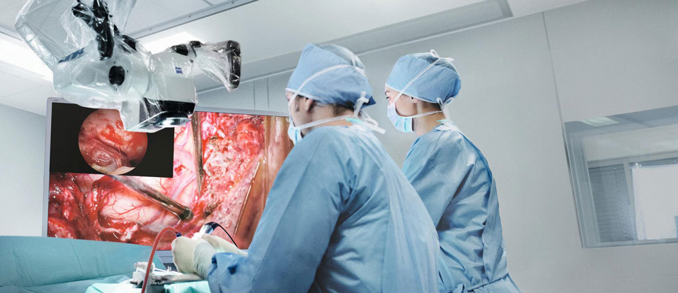 El futuro de la Neurocirugía está en el Hospital Metropolitano